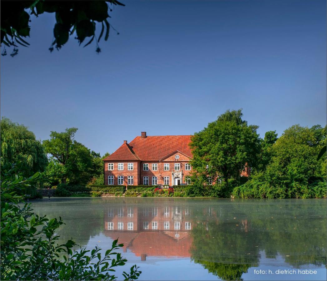 Отель Herrenhaus Borghorst Осдорф Экстерьер фото